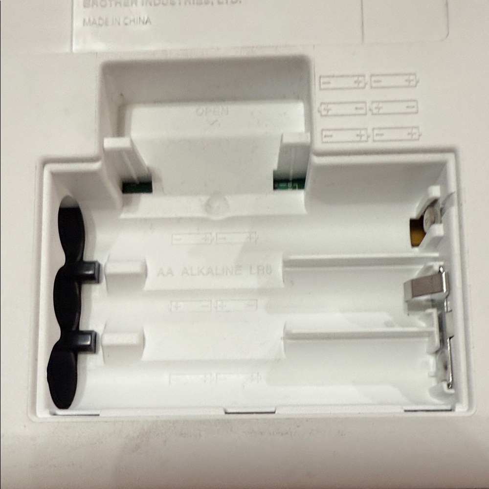 Brother P-touch White Label Printer - Picture 3 of 4